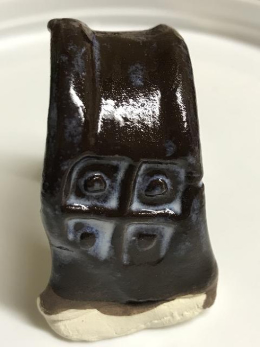 O10 Transparent Pearl over V314 Chocolate Brown Underglaze AMACO Brent