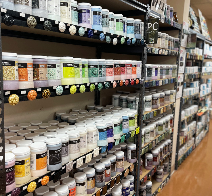 FindADistributor_737x682_Card